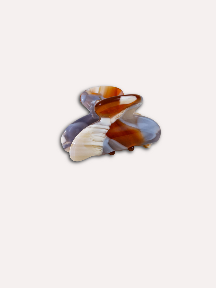 Etc.Store - Charlie Mini Claw in Amber PRE-ORDER